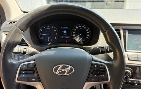 Hyundai Solaris II рестайлинг, 2019 год, 1 560 000 рублей, 12 фотография