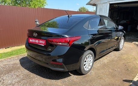 Hyundai Solaris II рестайлинг, 2019 год, 1 560 000 рублей, 5 фотография