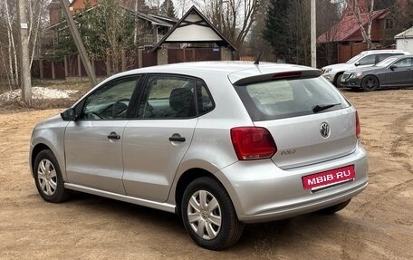 Volkswagen Polo VI (EU Market), 2011 год, 400 000 рублей, 8 фотография