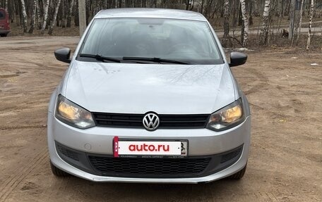 Volkswagen Polo VI (EU Market), 2011 год, 400 000 рублей, 2 фотография