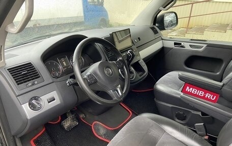 Volkswagen Multivan T5, 2010 год, 2 150 000 рублей, 9 фотография