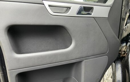 Volkswagen Multivan T5, 2010 год, 2 150 000 рублей, 14 фотография