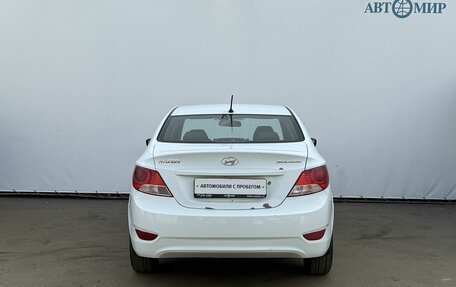 Hyundai Solaris II рестайлинг, 2013 год, 585 000 рублей, 9 фотография