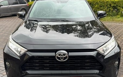 Toyota RAV4, 2021 год, 4 000 000 рублей, 1 фотография