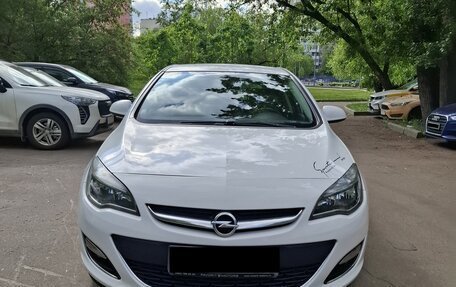 Opel Astra J, 2013 год, 1 000 000 рублей, 2 фотография