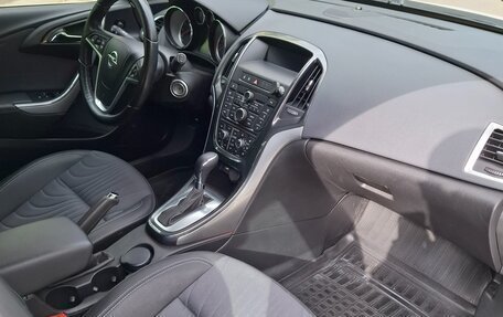 Opel Astra J, 2013 год, 1 000 000 рублей, 6 фотография