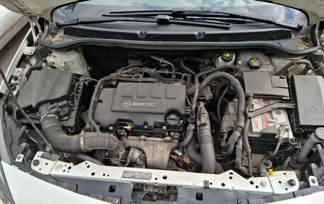 Opel Astra J, 2013 год, 1 000 000 рублей, 29 фотография