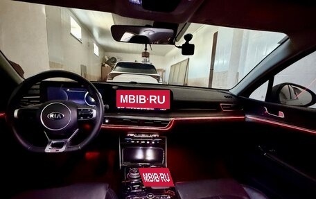 KIA K5, 2020 год, 3 050 000 рублей, 30 фотография