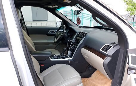 Ford Explorer VI, 2011 год, 1 420 000 рублей, 8 фотография
