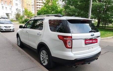 Ford Explorer VI, 2011 год, 1 420 000 рублей, 3 фотография