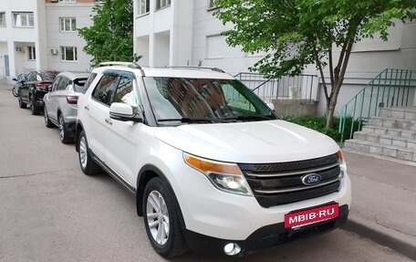 Ford Explorer VI, 2011 год, 1 420 000 рублей, 2 фотография
