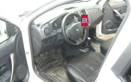 Renault Logan II, 2014 год, 350 000 рублей, 11 фотография