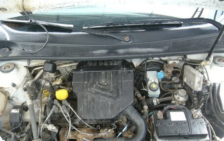 Renault Logan II, 2014 год, 350 000 рублей, 14 фотография