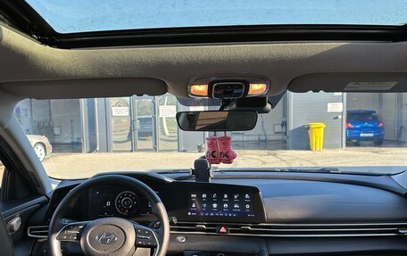 Hyundai Elantra, 2020 год, 1 800 000 рублей, 16 фотография