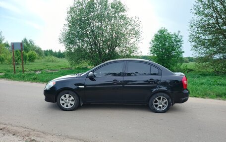 Hyundai Verna II, 2008 год, 325 000 рублей, 2 фотография