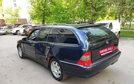 Mercedes-Benz C-Класс, 1997 год, 420 000 рублей, 5 фотография