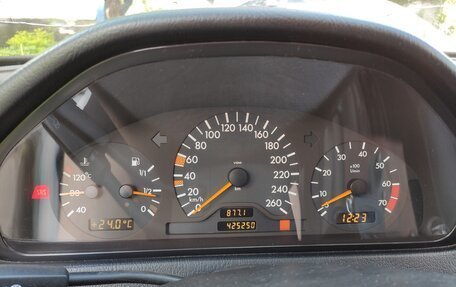 Mercedes-Benz C-Класс, 1997 год, 420 000 рублей, 13 фотография