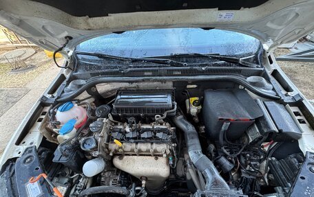 Volkswagen Jetta VI, 2014 год, 750 000 рублей, 10 фотография