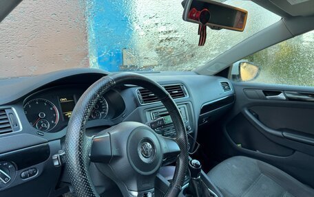 Volkswagen Jetta VI, 2014 год, 750 000 рублей, 11 фотография