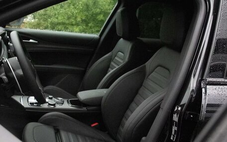 Alfa Romeo Stelvio, 2026 год, 14 773 600 рублей, 13 фотография
