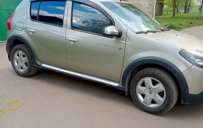 Renault Sandero II рестайлинг, 2013 год, 750 000 рублей, 1 фотография