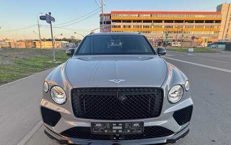 Bentley Bentayga I, 2024 год, 31 500 000 рублей, 7 фотография