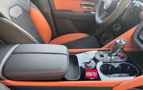 Bentley Bentayga I, 2024 год, 31 500 000 рублей, 15 фотография