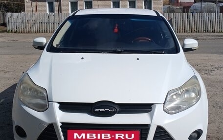 Ford Focus III, 2011 год, 670 000 рублей, 2 фотография