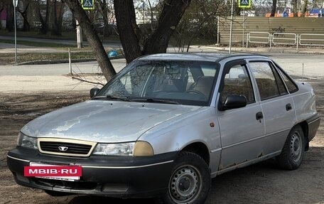 Daewoo Nexia I рестайлинг, 2001 год, 110 000 рублей, 2 фотография