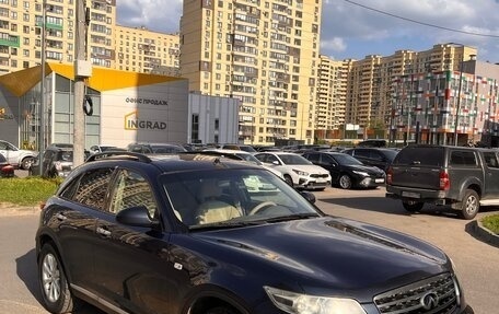 Infiniti FX I, 2007 год, 750 000 рублей, 3 фотография