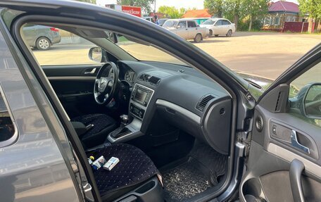 Skoda Octavia, 2009 год, 595 000 рублей, 3 фотография