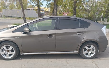 Toyota Prius, 2013 год, 1 220 000 рублей, 8 фотография
