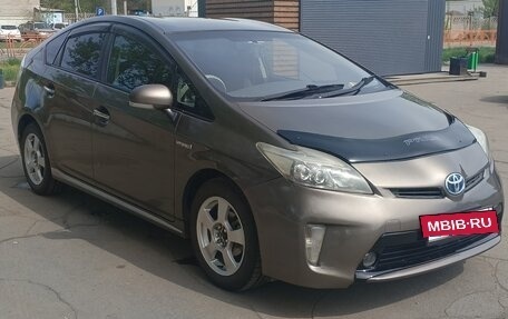 Toyota Prius, 2013 год, 1 220 000 рублей, 3 фотография