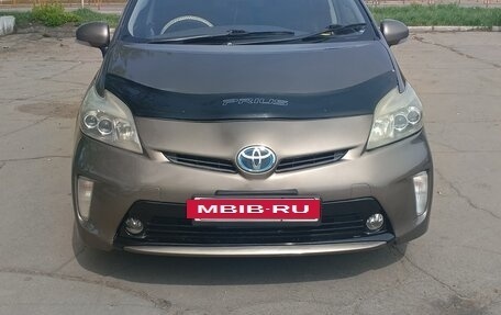 Toyota Prius, 2013 год, 1 220 000 рублей, 2 фотография