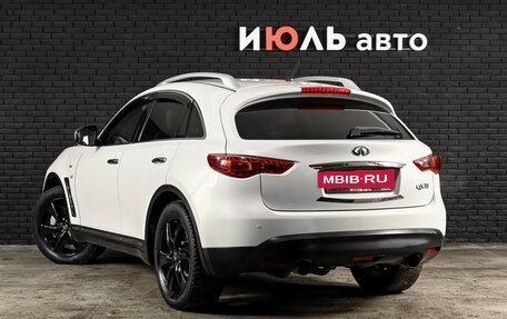 Infiniti QX70, 2014 год, 1 900 000 рублей, 7 фотография