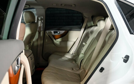 Infiniti QX70, 2014 год, 1 900 000 рублей, 25 фотография