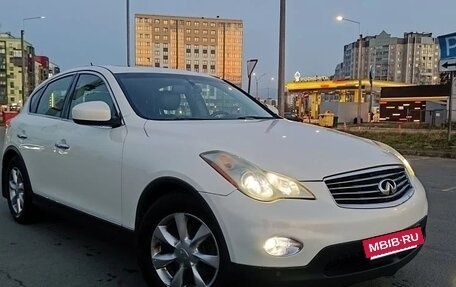 Infiniti EX, 2007 год, 700 000 рублей, 3 фотография