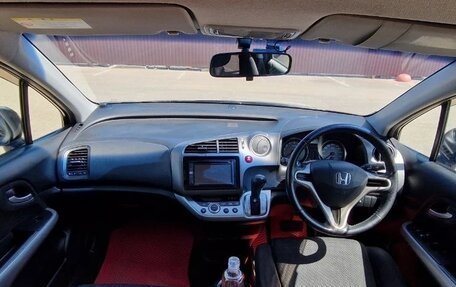 Honda Stream II, 2013 год, 1 420 000 рублей, 6 фотография