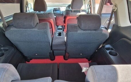 Honda Stream II, 2013 год, 1 420 000 рублей, 8 фотография