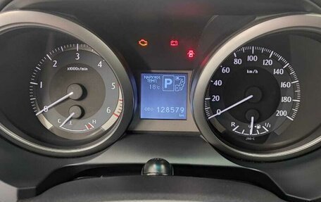 Toyota Land Cruiser Prado 150 рестайлинг 2, 2015 год, 3 600 000 рублей, 7 фотография