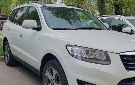 Hyundai Santa Fe III рестайлинг, 2011 год, 1 050 000 рублей, 2 фотография