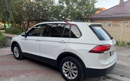 Volkswagen Tiguan II, 2020 год, 2 820 000 рублей, 6 фотография