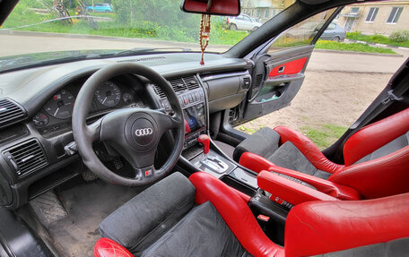 Audi S8, 1998 год, 1 300 000 рублей, 16 фотография