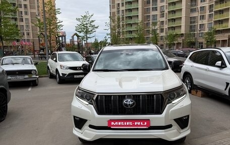 Toyota Land Cruiser Prado 150 рестайлинг 2, 2022 год, 8 500 000 рублей, 2 фотография