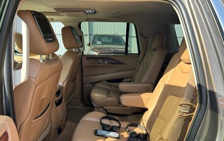 Cadillac Escalade IV, 2016 год, 5 299 000 рублей, 16 фотография
