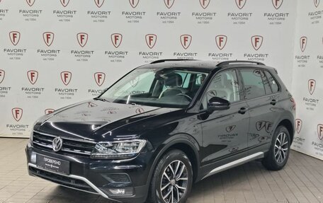 Volkswagen Tiguan II, 2019 год, 2 994 000 рублей, 1 фотография