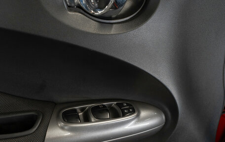 Nissan Juke II, 2012 год, 1 070 000 рублей, 13 фотография