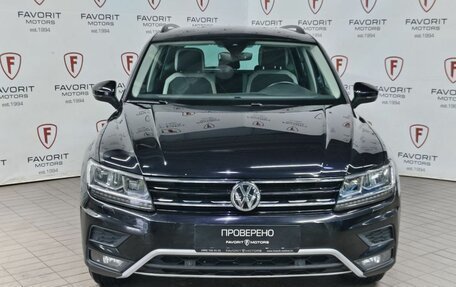 Volkswagen Tiguan II, 2019 год, 2 994 000 рублей, 2 фотография
