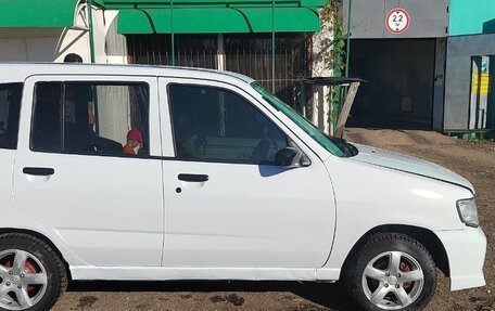 Nissan Cube II, 2001 год, 190 000 рублей, 2 фотография