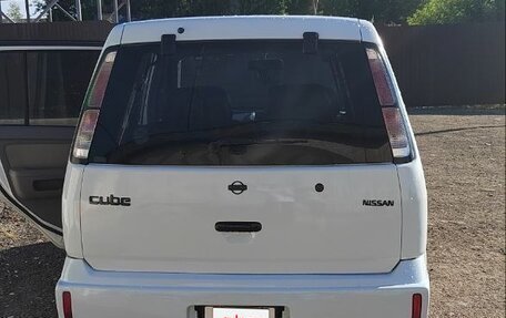 Nissan Cube II, 2001 год, 190 000 рублей, 4 фотография